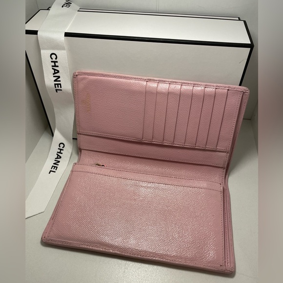 Chanel large flap wallet with chain - Picture 10 of 17